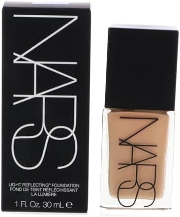 Light Reflecting Foundation - L4.5 Vienna by NARS for Women…
